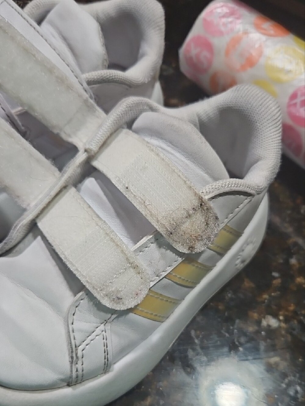 Adidas Bubble White Kids Velcro Sneakers with Iridescent Stripe 7K - Picture 3 of 14